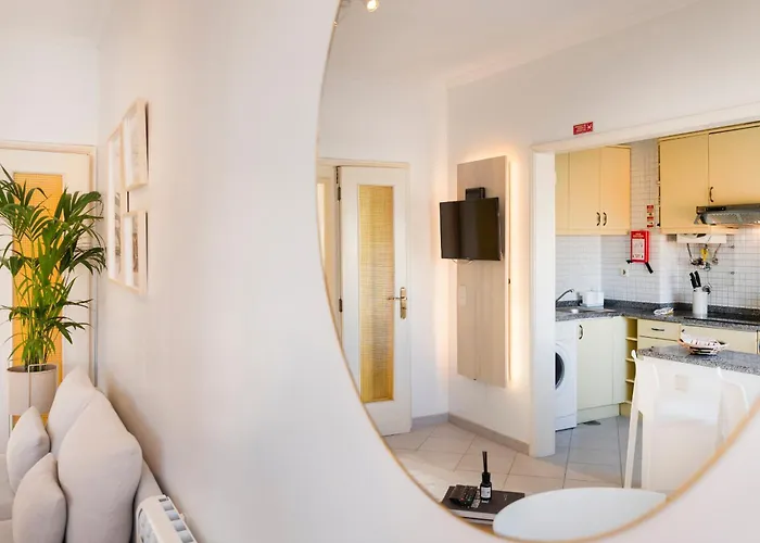 One Of The Views Iii Apartment